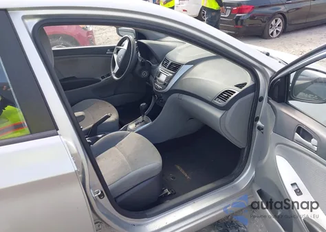 2012 Hyundai Accent Gls z USA, uszkodzony, nr VIN KMHCT4AE0CU097652